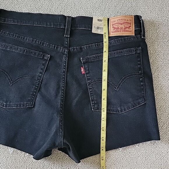 Levi's Black High Rise Hypersoft Cut Off Jean Shorts - Size 14/32 - Picture 8 of 12